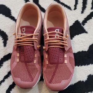 On Cloud womens running shoes